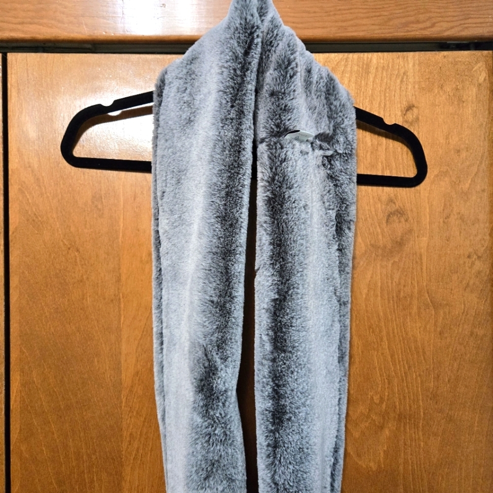 Gorgeous Aspen Infinity Scarf